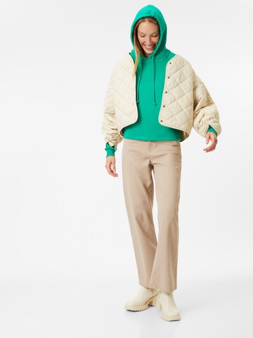 PIECES Sweatshirt 'PCChilli' in Grün
