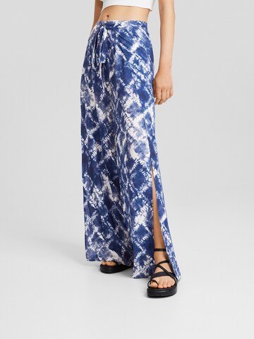 Wide Leg Pantalon Bershka en bleu : devant