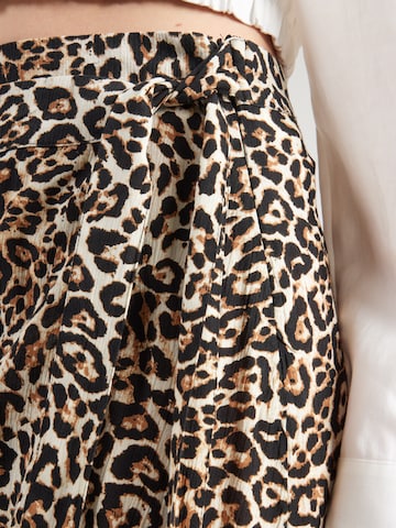 Fustă 'Luna' de la ABOUT YOU pe bej