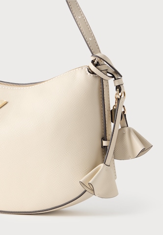 GUESS Axelremsväska 'DANIELLE' i beige