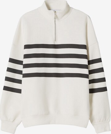 Sweat-shirt Bershka en blanc : devant