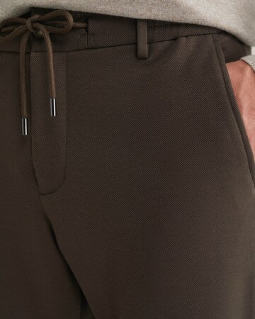 WE Fashion Tapered Broek in Groen