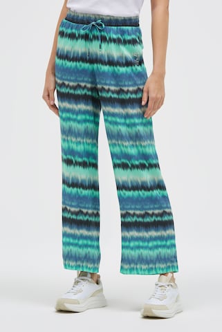 Soccx Regular Pants in Blue: front