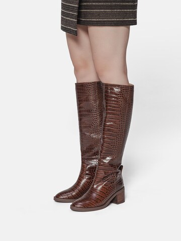 Botine 'SIMPLE LIFE' de la L37 HANDMADE SHOES pe maro: față