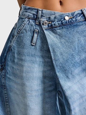 IT'S BASIC Baggy Jeans 'CROSS BAGGY BALLOON MID RISE JEANS' in Blauw