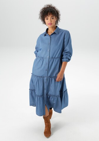 Aniston Shirt Dress in Blue: front