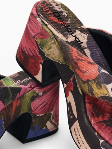 Desigual Σαγιονάρες διχαλωτές σε κόκκινο