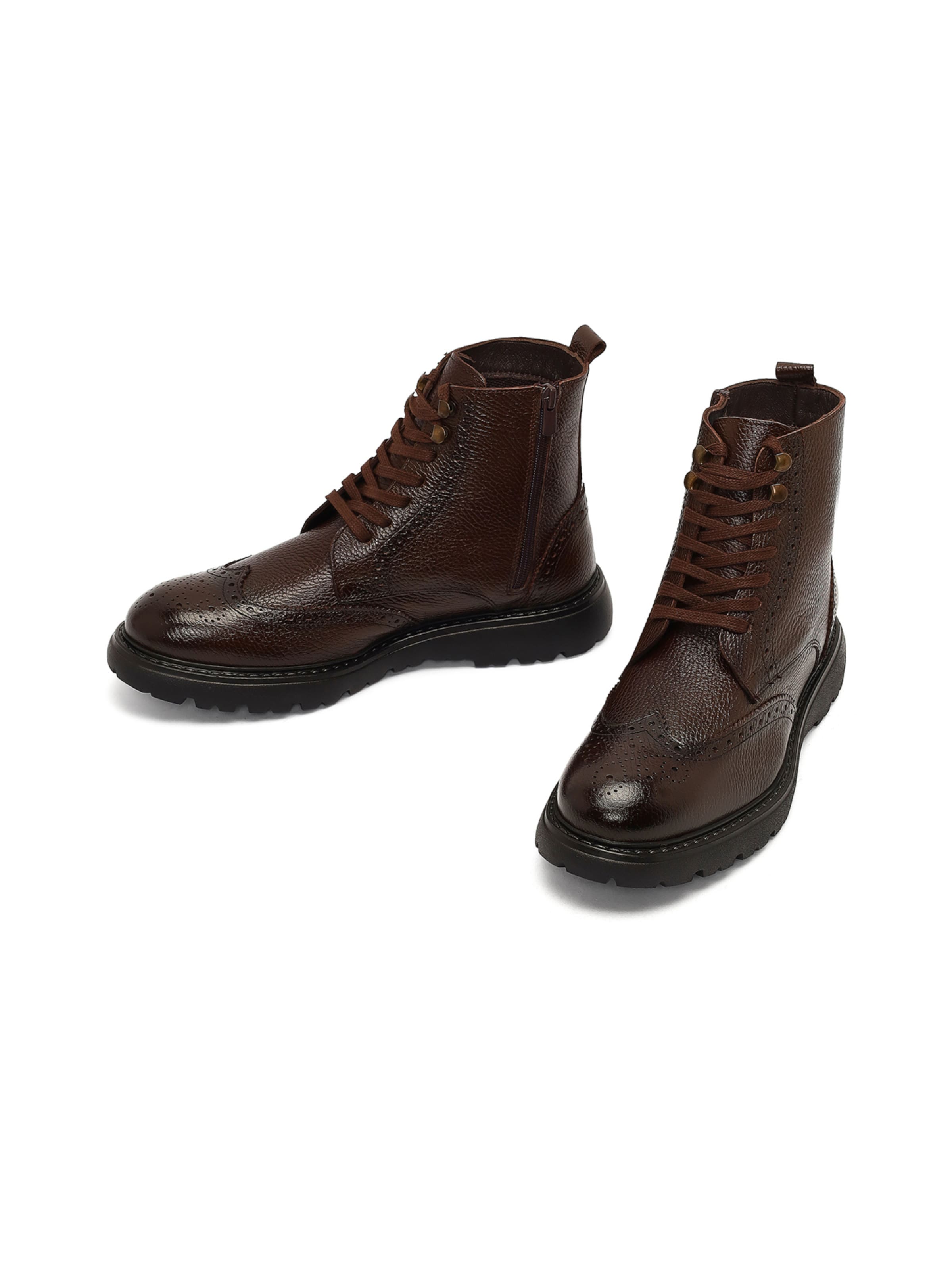 Boots stringati di Derimod in marrone