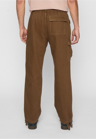 2Y Premium Loose fit Cargo Pants in Brown