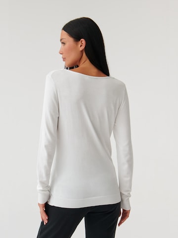 TATUUM Sweater 'TESSA 1' in White