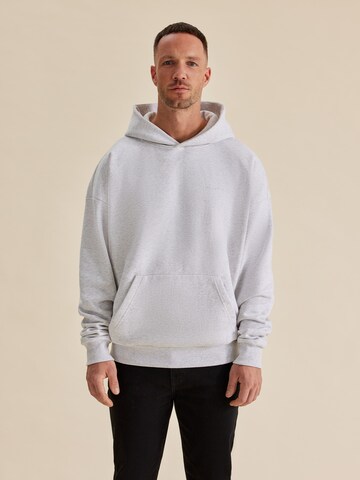 Sweat-shirt 'Sebastian Heavyweight' DAN FOX APPAREL en gris : devant