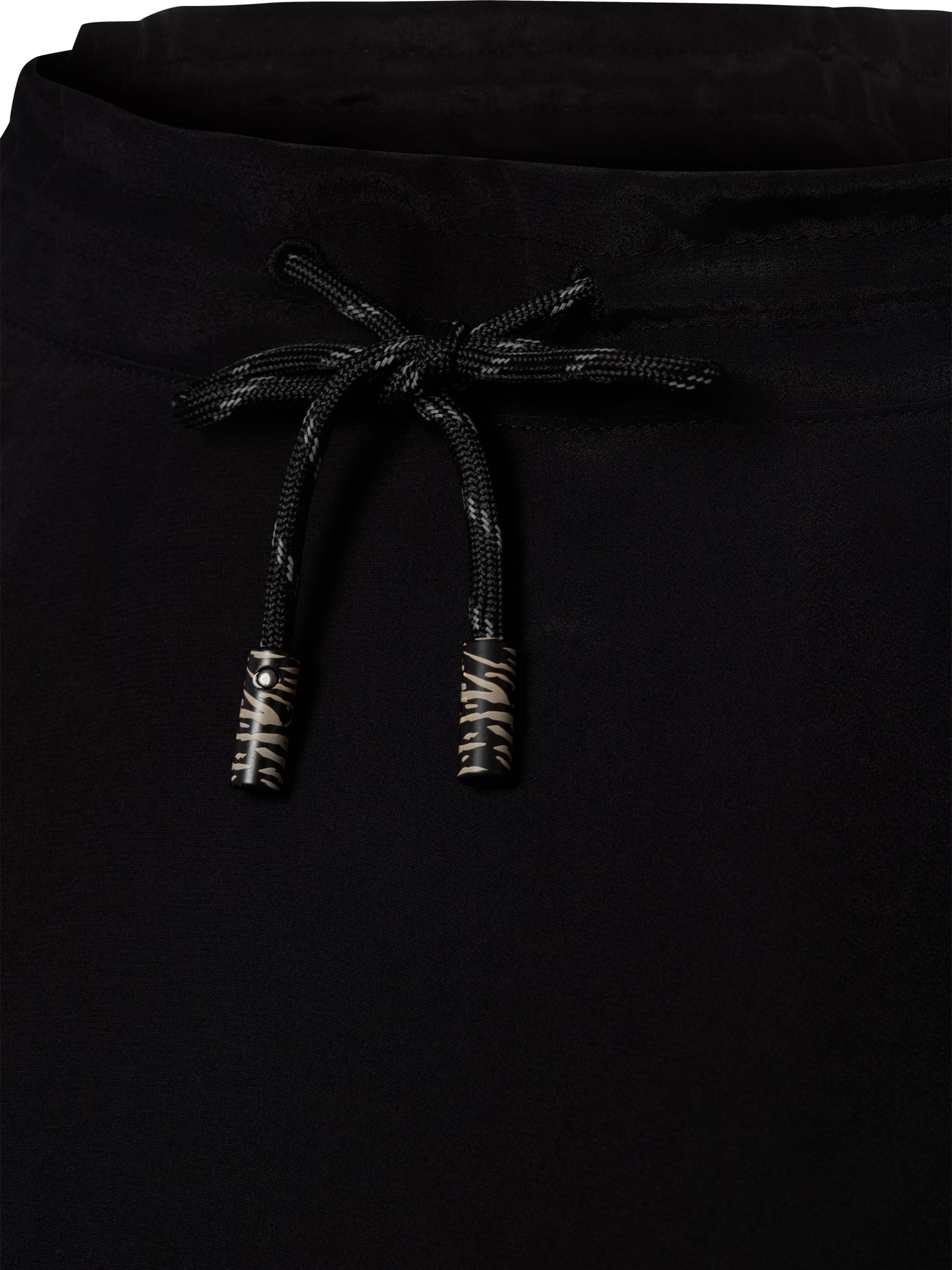 T-shirt Marc Cain en noir