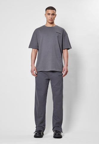 9N1M SENSE Slim fit Pants in Grey: front