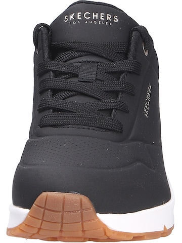 SKECHERS Låg sneaker 'UNO' i svart