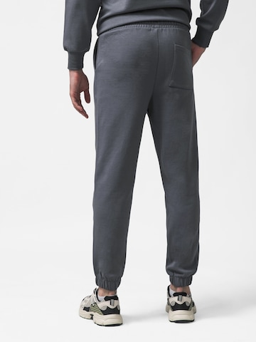 L'Arte Milano Tapered Hose‌‌‌‌‌‌‌‌‌‌ in Grau