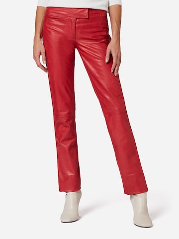 RICANO Slimfit Hose in Rot: Vorderseite