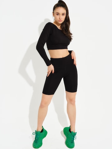 Evoni Funktionsshirt 'Bauchfrei'‌‌‌‌ in Schwarz