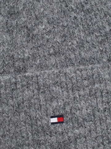 TOMMY HILFIGER Beanie 'ESSENTIAL' in Grey