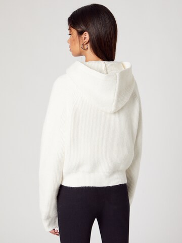 ABOUT YOU x MOGLI Sweater 'Freya' in White