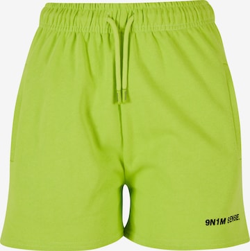 9N1M SENSE Regular Pants in Green: front