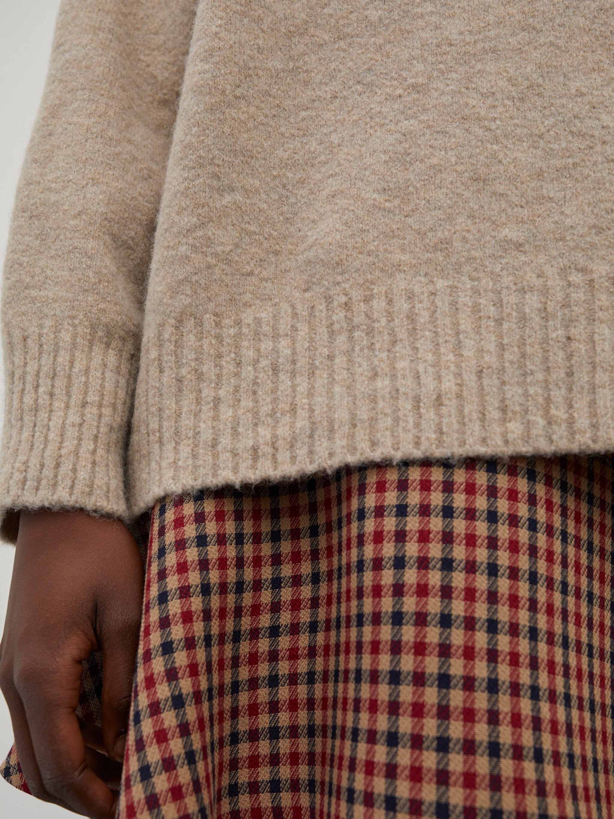 EDITED Producten Trui 'Elyse' Beige