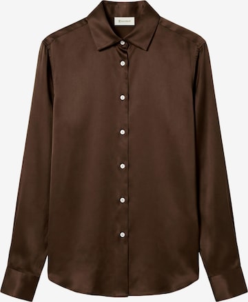 Lilysilk Blouse in Bruin: voorkant