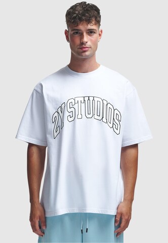 2Y Studios Shirt in White: front