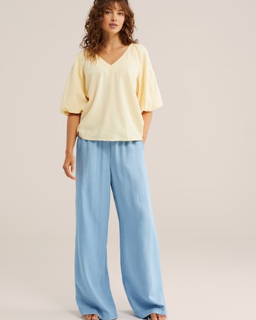 WE Fashion Blouse in Yellow