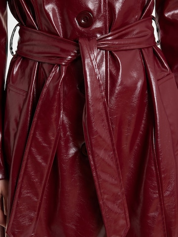 Ana Alcazar Mantel ' Acela ' in Rot