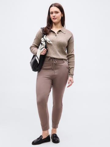 ONLY Carmakoma - Tapered Pantalón 'CARGOLDTRASH CLASSIC' en marrón