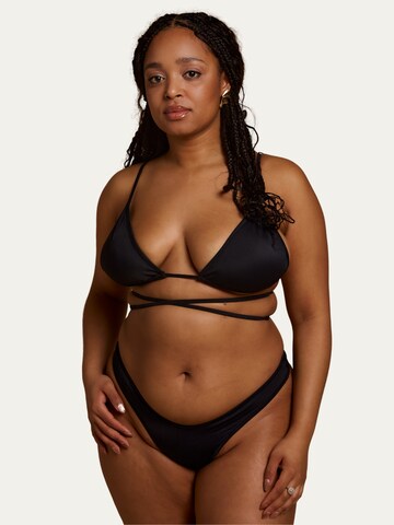 Billie Swim Bikinitop 'Sardegna' in Zwart