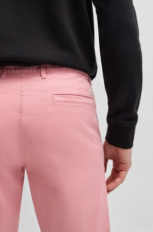 BOSS Slimfit Shorts in Pink