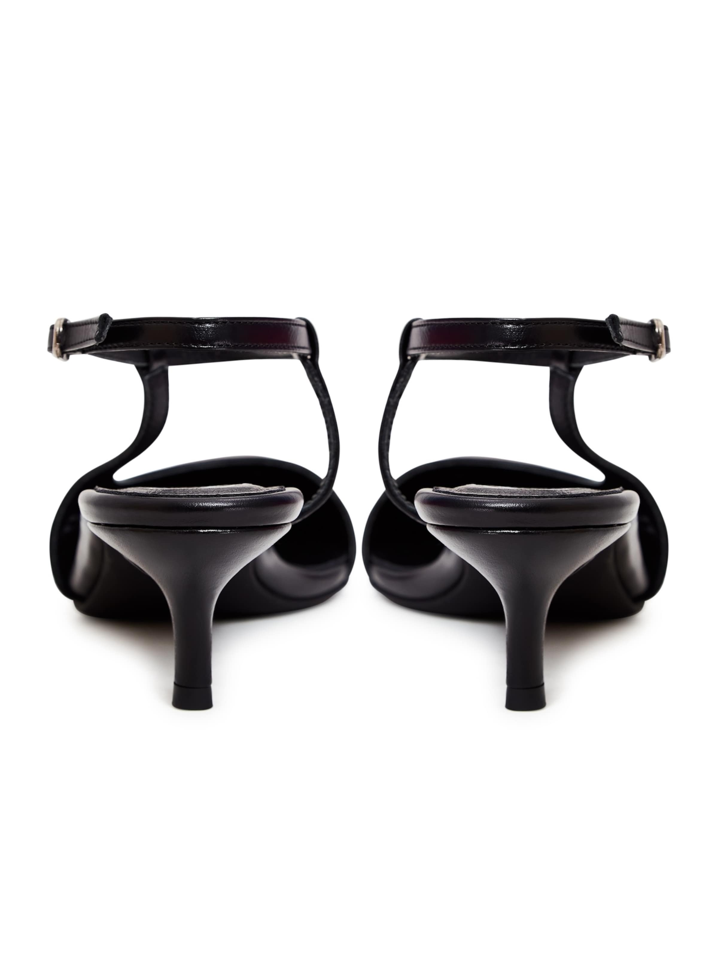 CESARE GASPARI Pumps in Schwarz