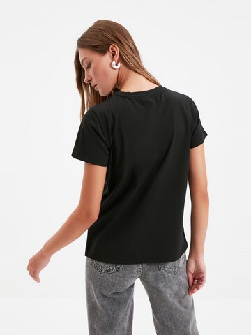 Trendyol T-Shirt in Schwarz