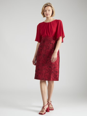 APART Φόρεμα κοκτέιλ σε κόκκινο: μπροστά