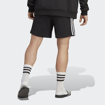 ADIDAS SPORTSWEAR Regular Sportshorts 'Essentials' in Schwarz