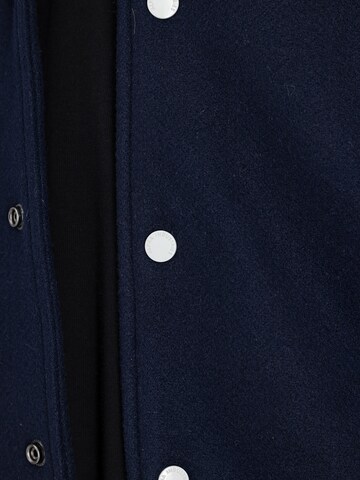 ALPHA INDUSTRIES Between-Season Jacket in Blue