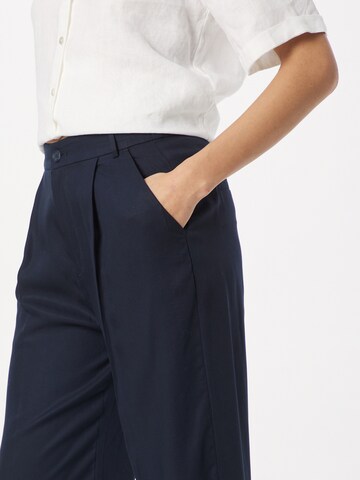 Lindex Loose fit Pleat-Front Pants 'Idun' in Blue