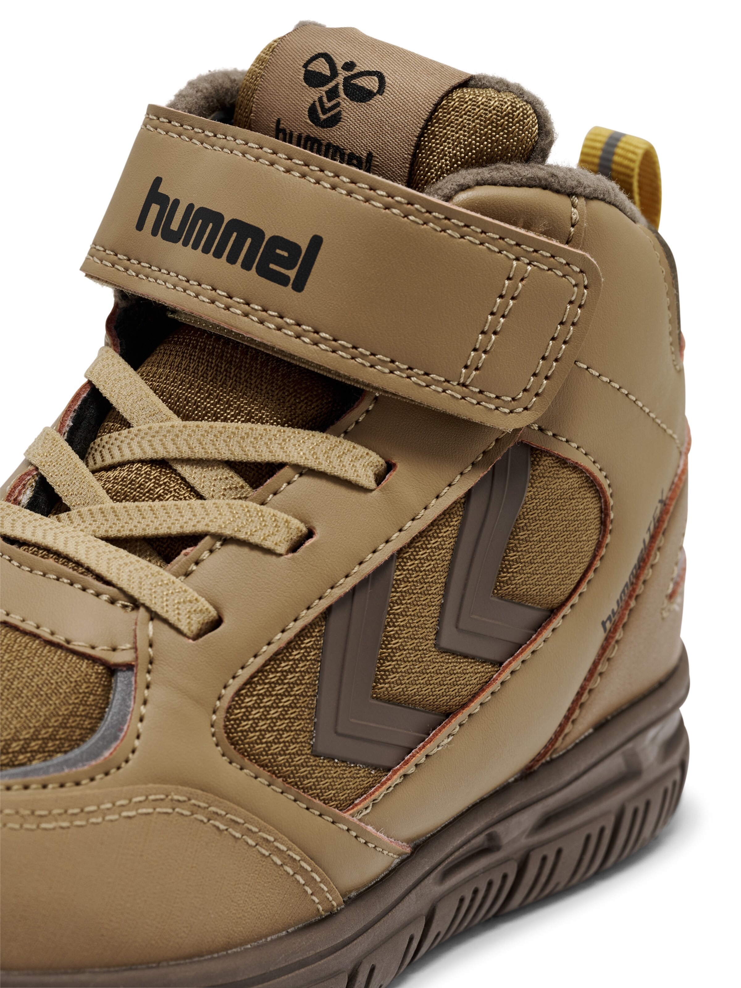 Hummel Boots in Brown