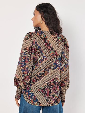 Apricot Blouse ' ' in Blue