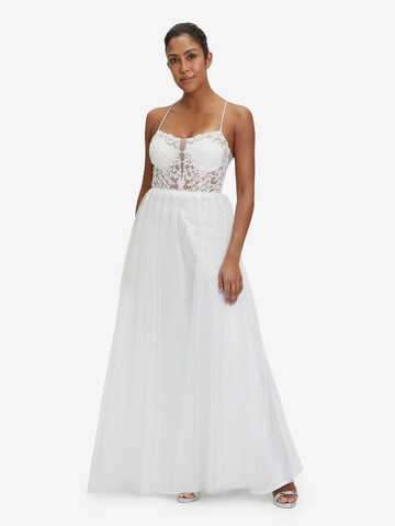 Vera Mont Evening Dress in White