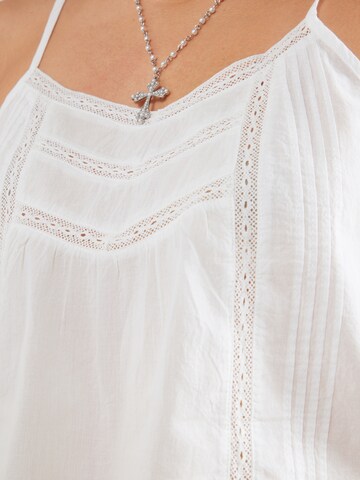 Haut 'Valerie' studioselect en blanc