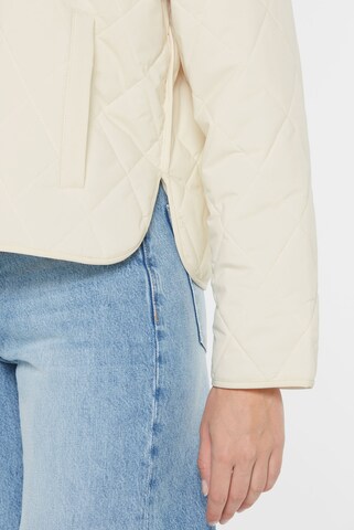 SENSES.THE LABEL Between-Season Jacket in Beige