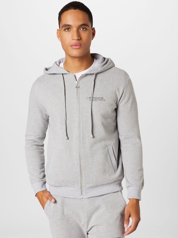 WESTMARK LONDON Sweatshirt in Grau: predná strana