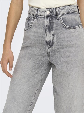 ONLY regular Jeans i grå