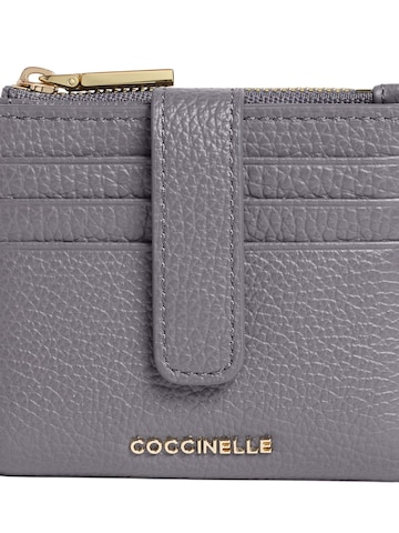 Coccinelle Case 'Metallic 1001 1' in Grey