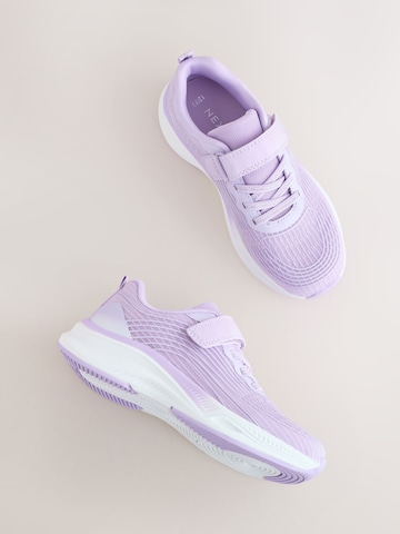 Next Sneaker in Lila