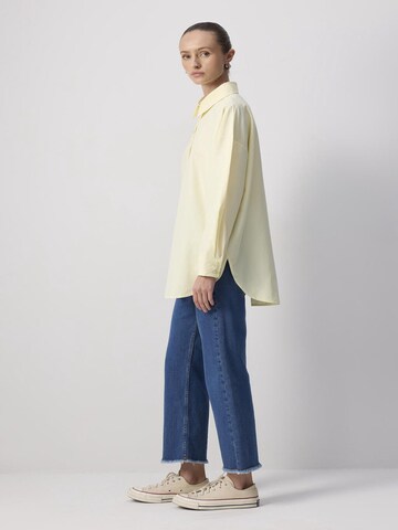Touche Prive Shirt in Yellow