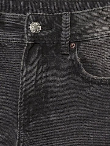 Pull&Bear Loose fit Jeans in Black