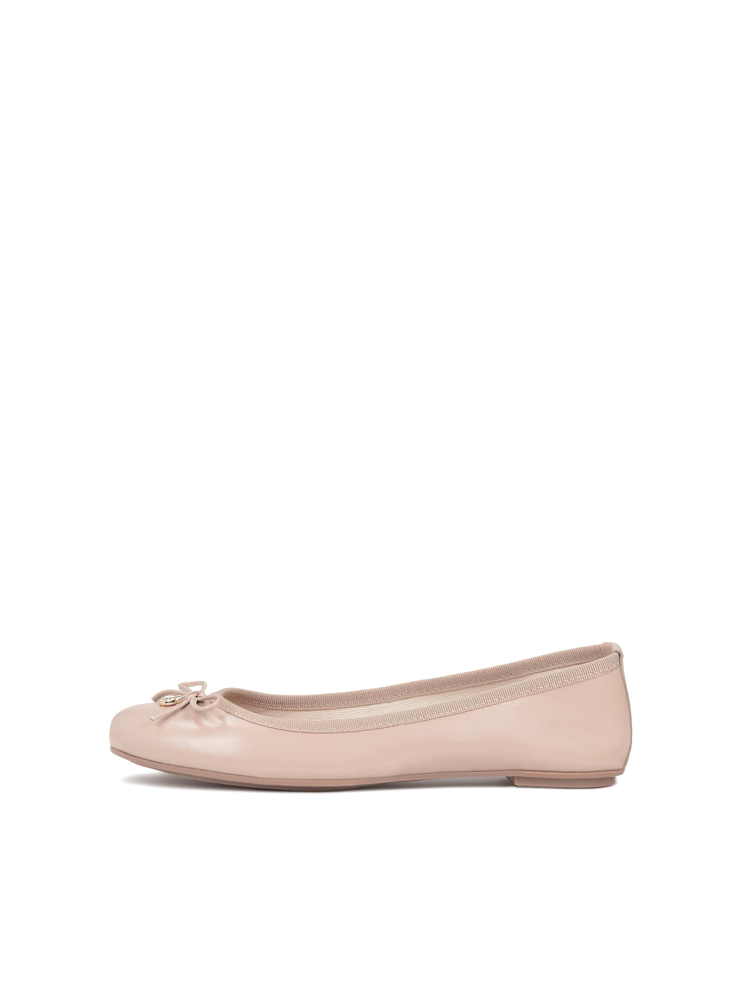 Ballerina di Kazar in beige: frontale